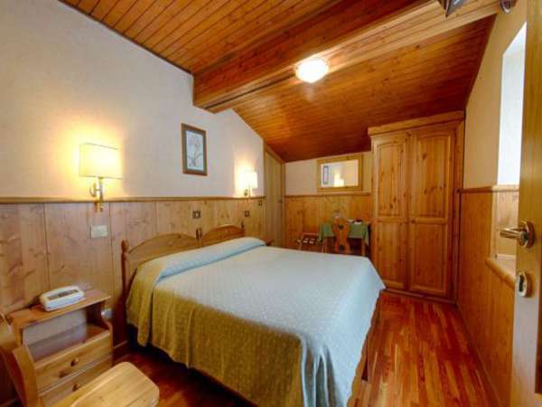Edelweiss Hotel